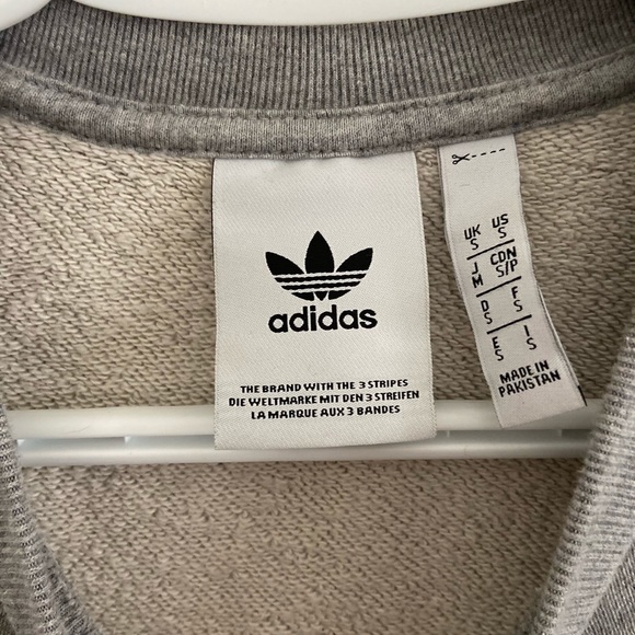 Adidas crewneck - Picture 3 of 3